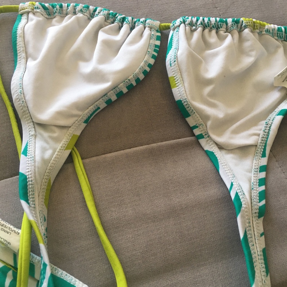 Oneill PacSun Bikini - Picture 10 of 11